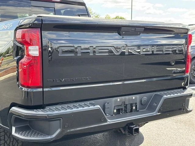 Used 2020 Black Chevrolet RST image 11