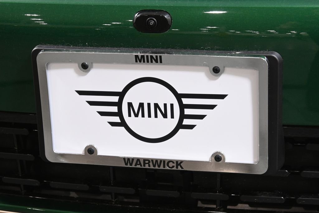 New 2026 Green MINI Iconic image 14