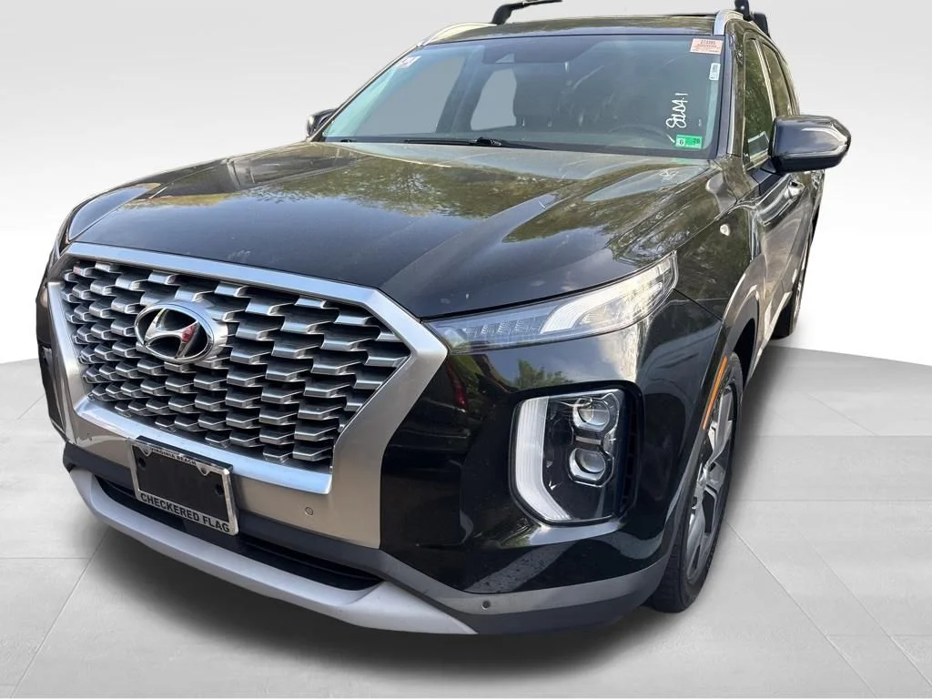 Used 2022 Black Hyundai SEL image 2