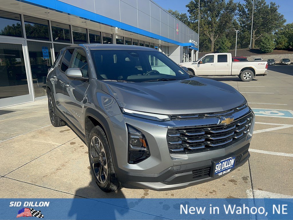 2027 Chevrolet Equinox LT - Photo 6