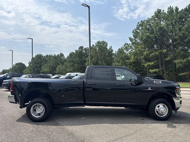 New 2026 Black RAM Tradesman image 8