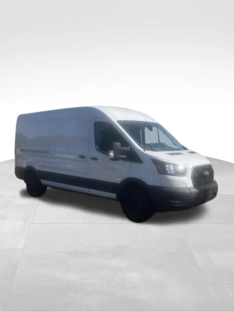 Used 2022 White Ford Base image 9