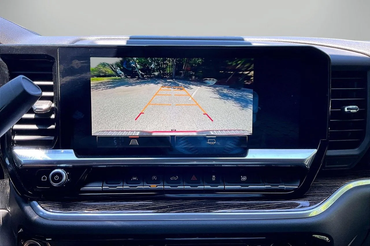 Used 2022 Red GMC Elevation image 14