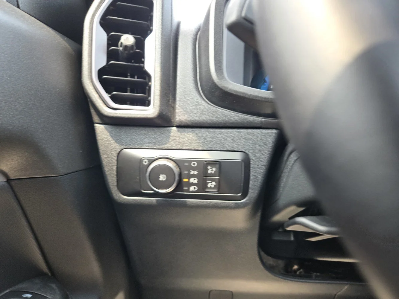 New 2026 Azure Gray Metallic Tri-C Ford Badlands image 12