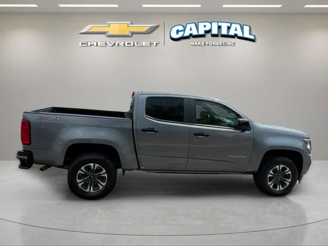 Used 2022 SATIN STEEL METALLIC Chevrolet 4WD Z71 image 7