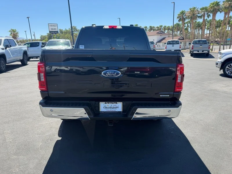Used 2021 Agate Black Metal Ford XL image 4