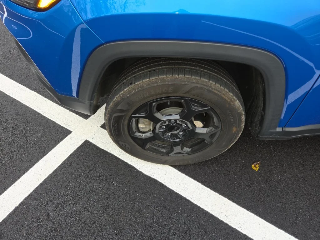 Used 2023 Blue Jeep Trailhawk image 30