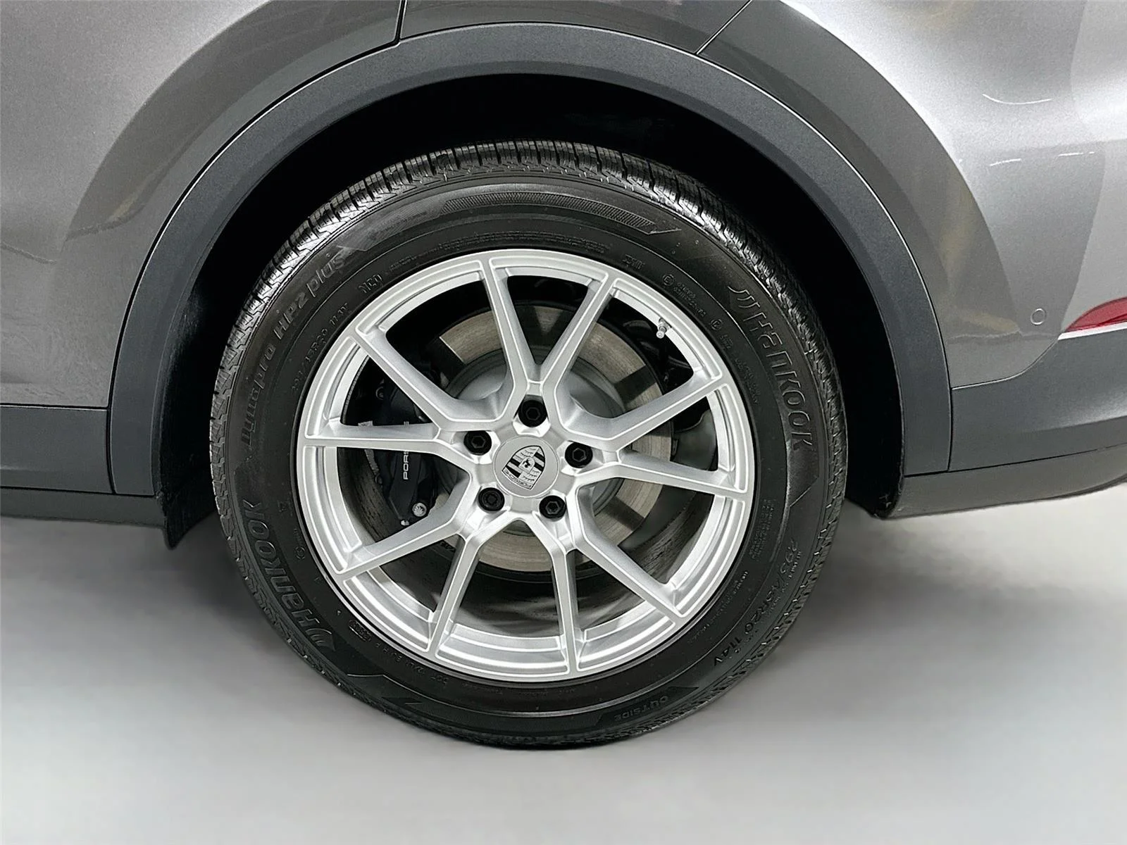 Certified Used 2026 Quartzite Grey Metallic Porsche  image 4