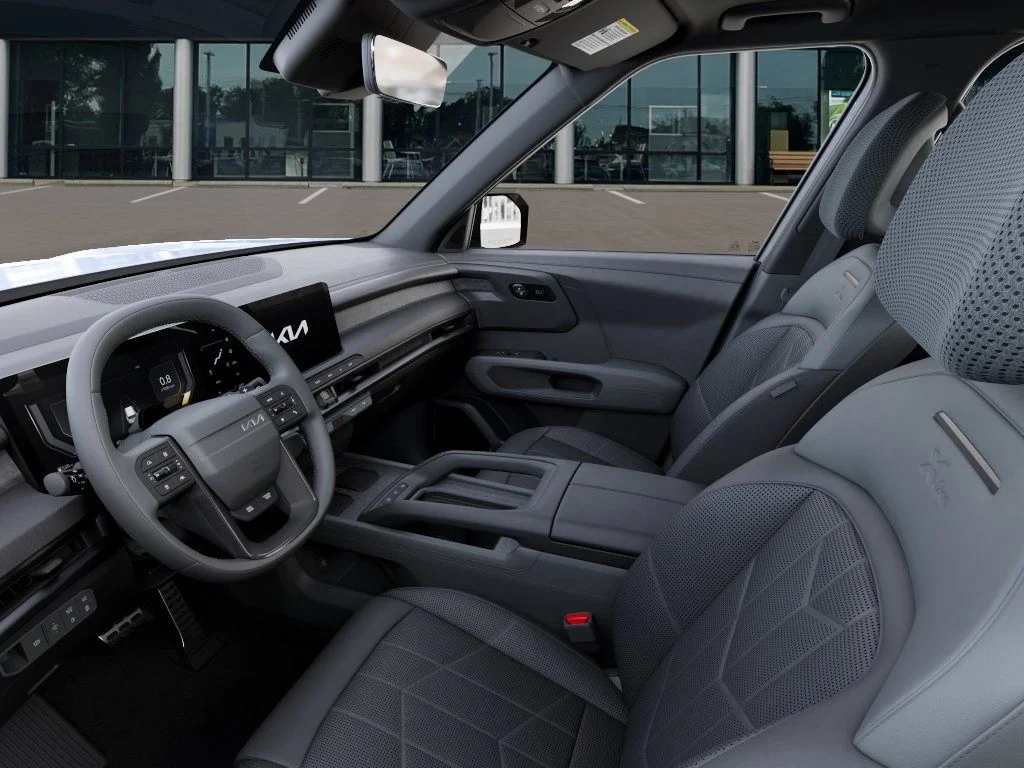 New 2027 Glacial White Pearl Kia X-LINE SX image 18