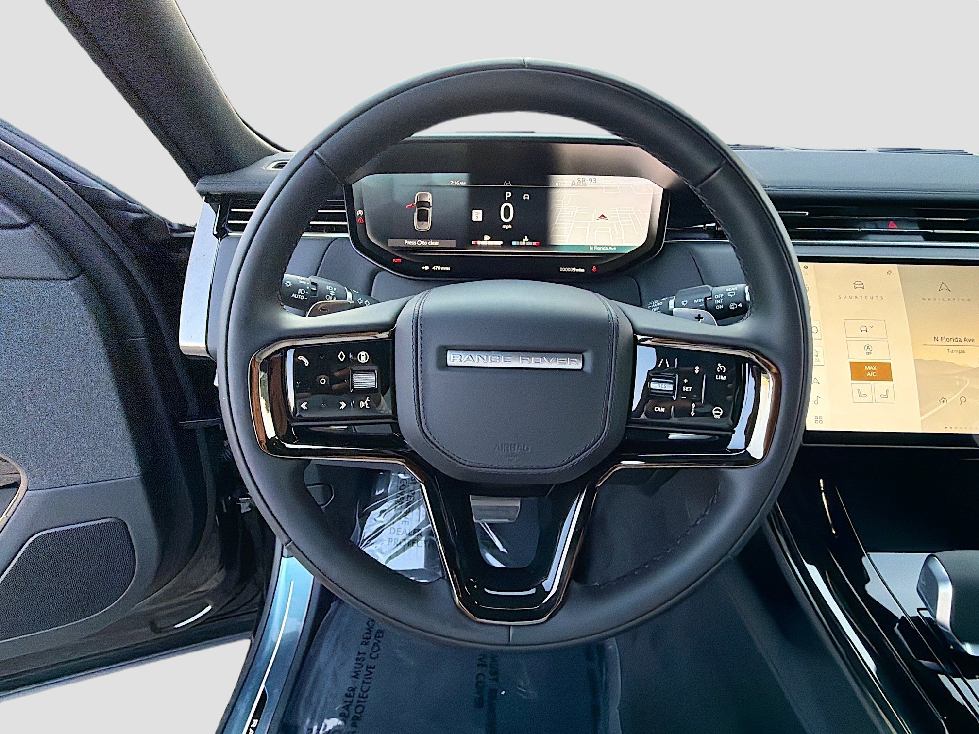 New 2026 Santorini Black LAND ROVER Dynamic SE image 38