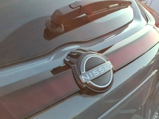 Used 2024 Gray Nissan SV image 31