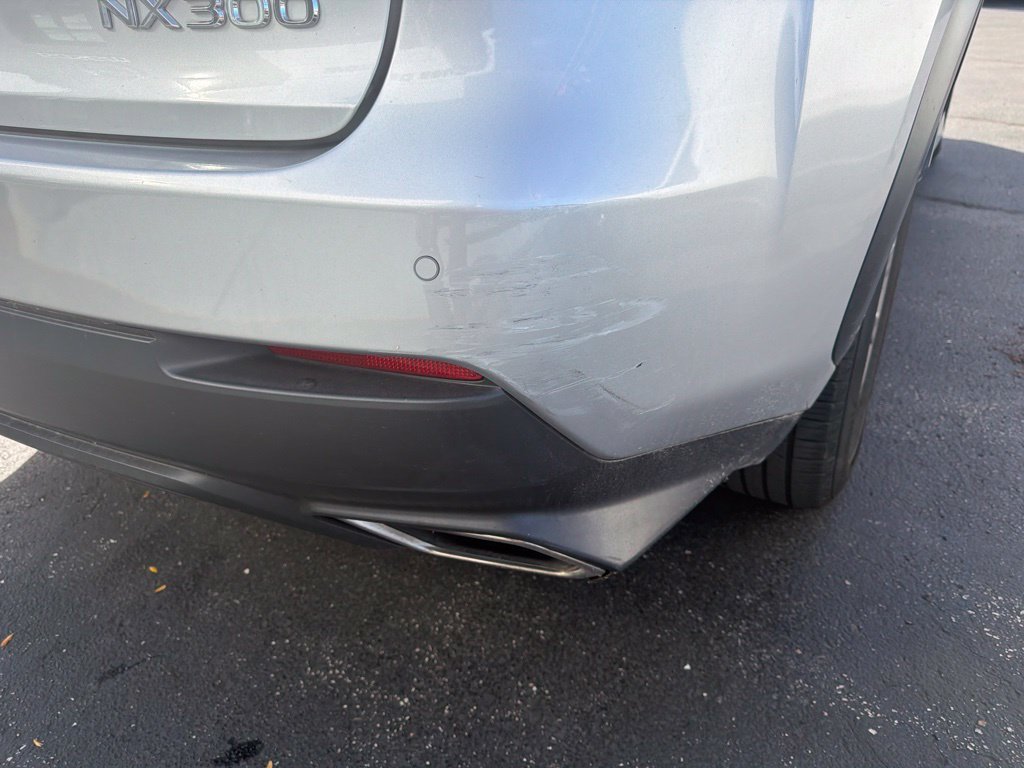 Used 2019 Silver Lexus 300 Base image 31