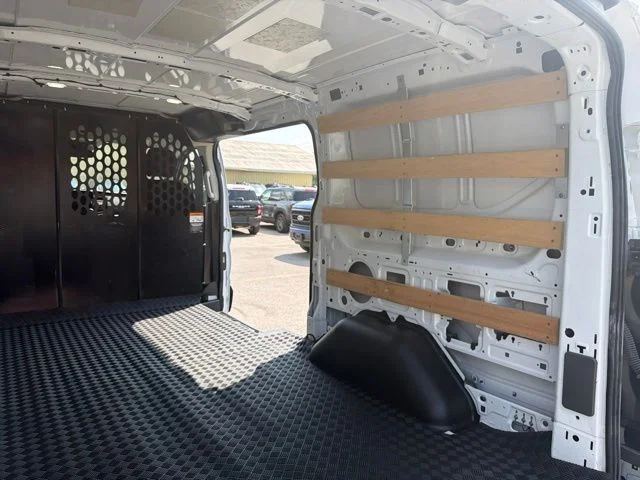 Used 2025 White Ford Base image 38