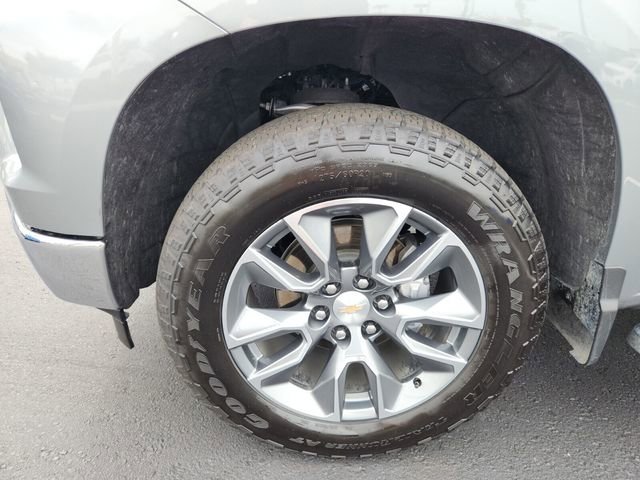 2025 Chevrolet Silverado 1500 LT - Photo 5