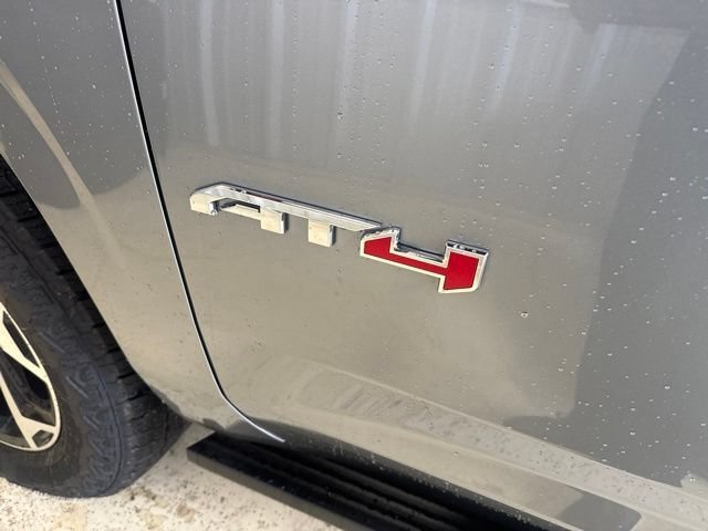 2026 GMC Yukon AT4 - Photo 29
