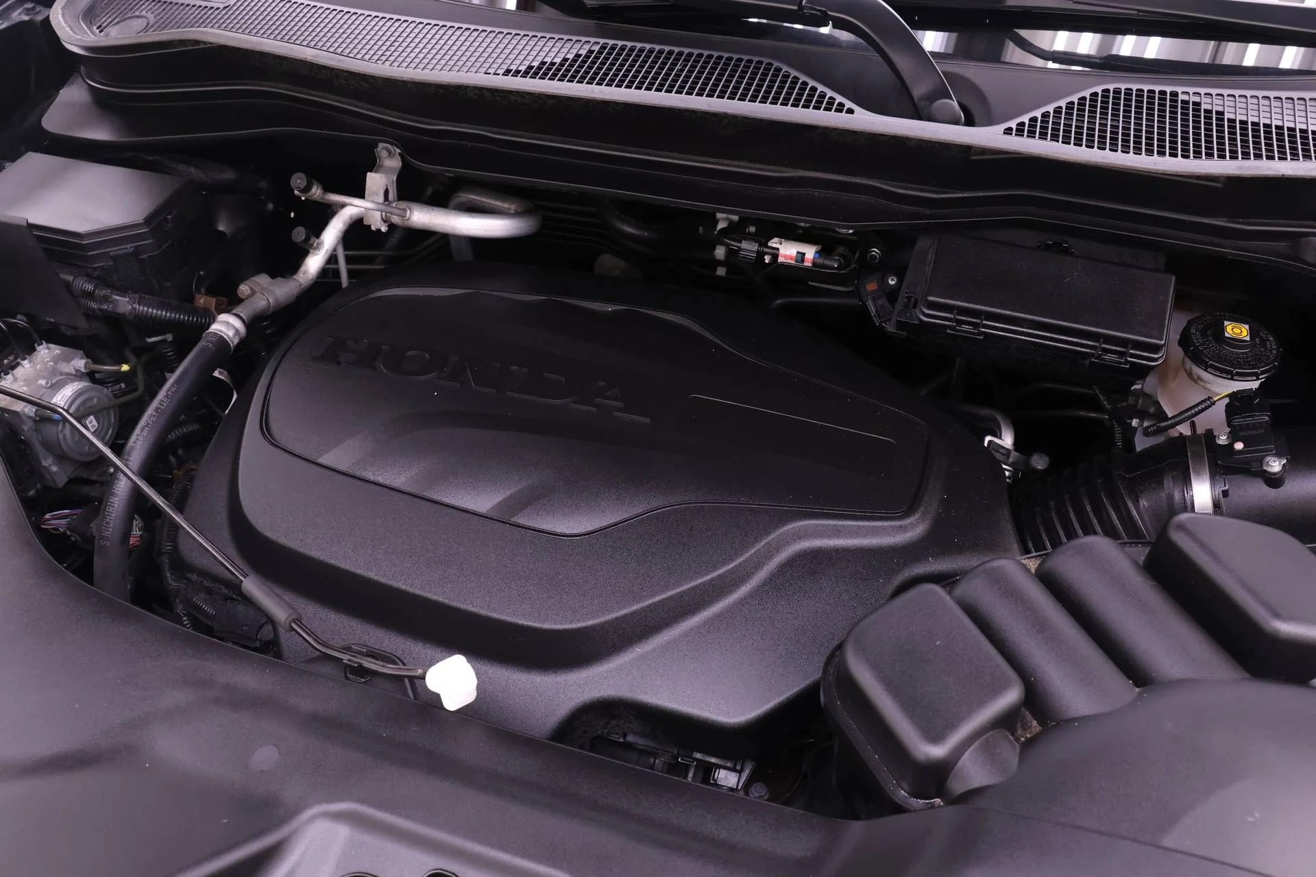 2025 Honda Ridgeline Black Edition - Photo 17