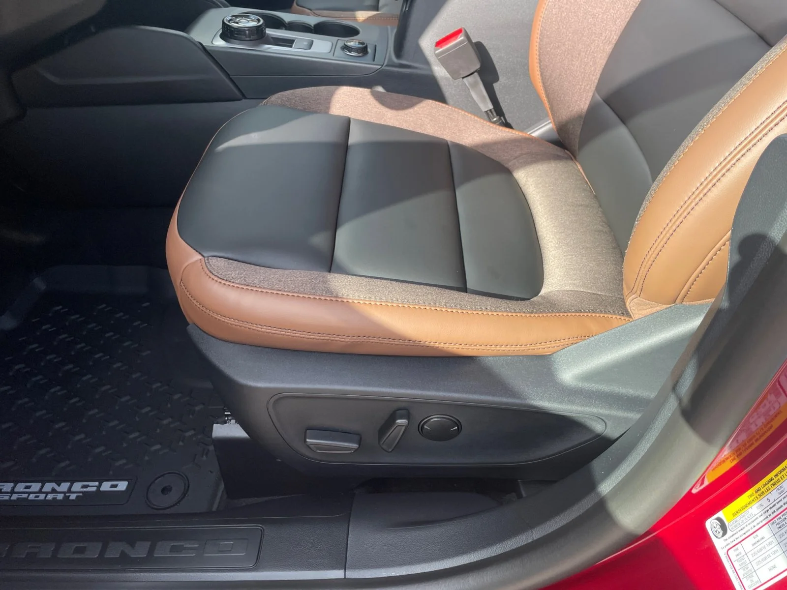 New 2026 Ruby Red Metallic Tinted Clearcoat Ford Outer Banks image 14