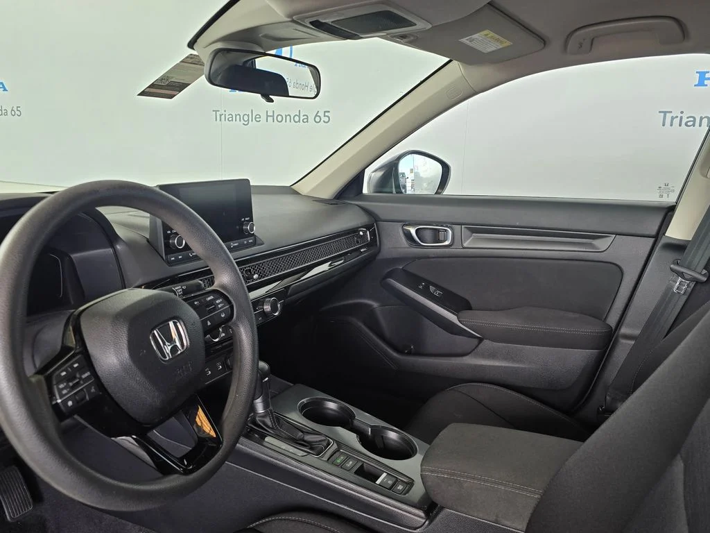 Used 2025 Red Honda LX image 10