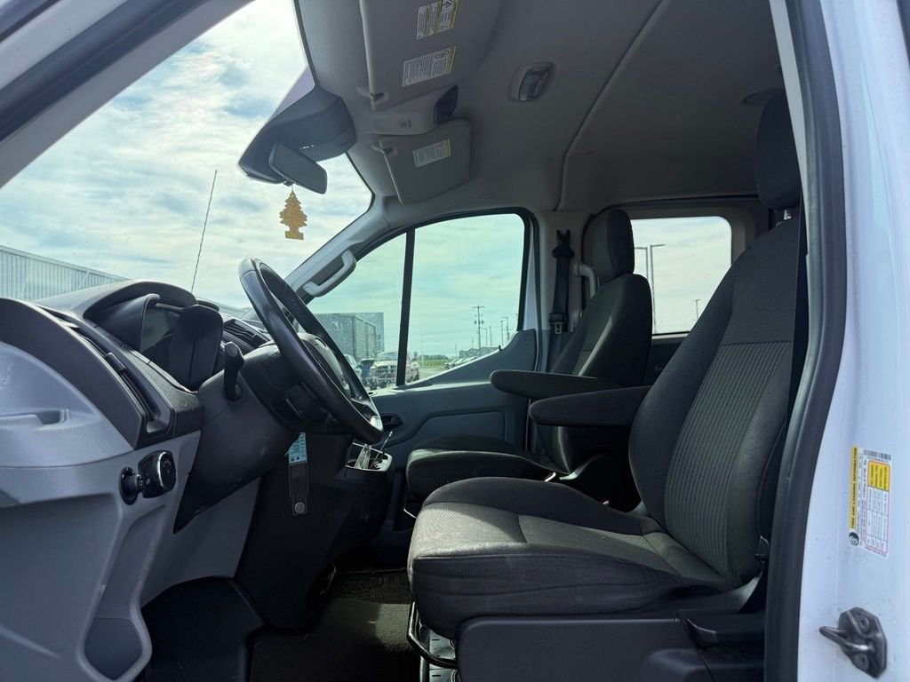 Used 2016 White Ford XLT image 5