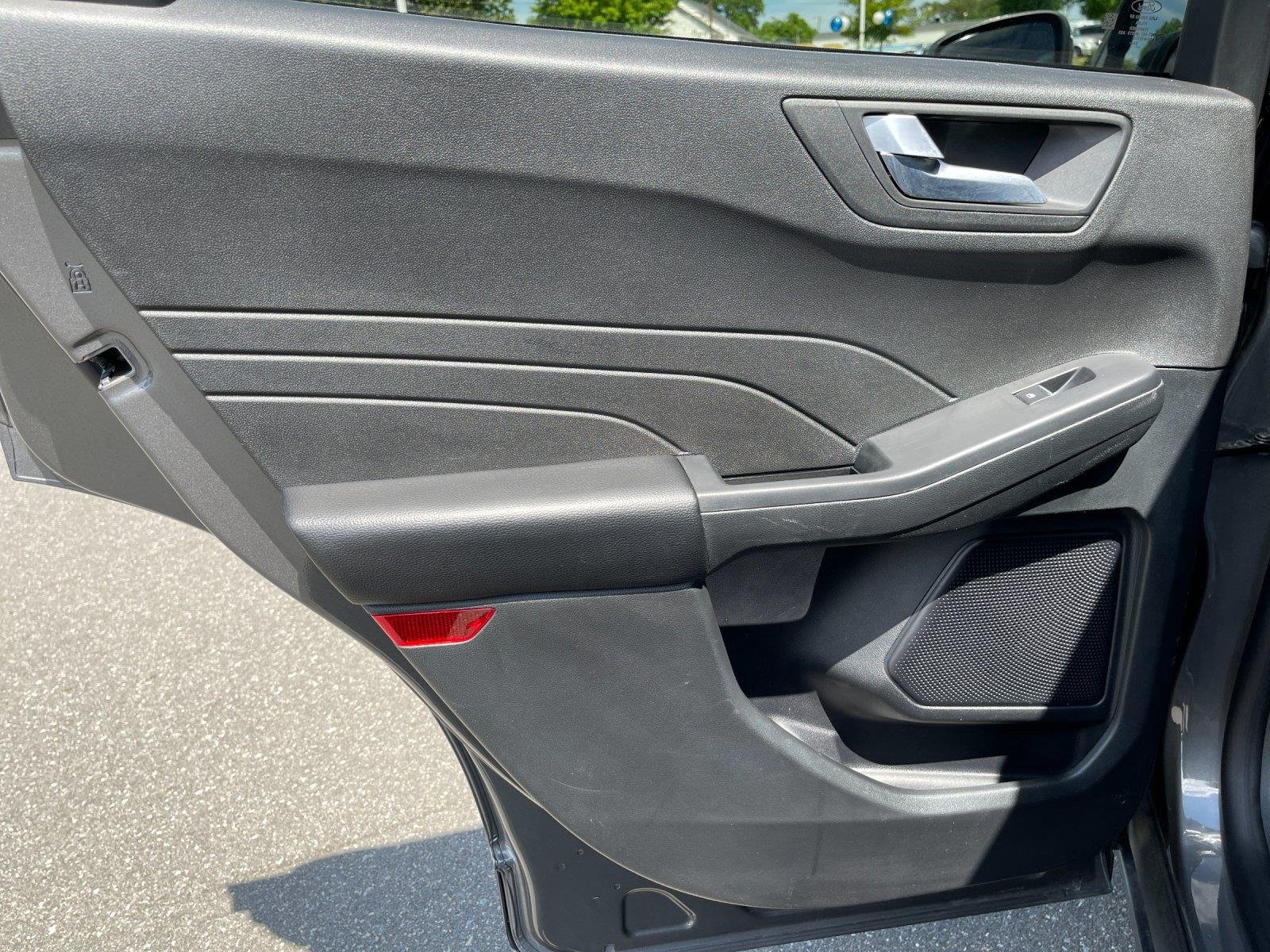 Used 2025 Carbonized Gray Ford ST-Line Select image 31