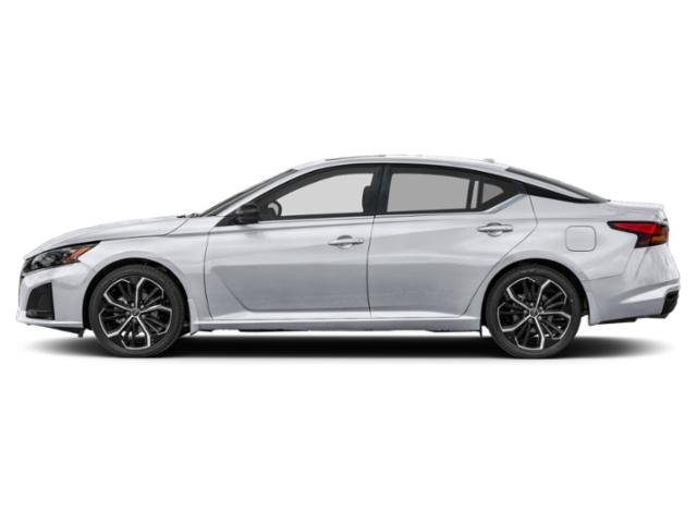 New 2026 Pearl White Tricoat/Super Black Nissan SR image 4