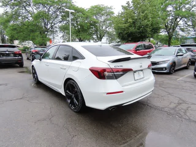 Certified Used 2026 Platinum White Pearl Honda  image 4