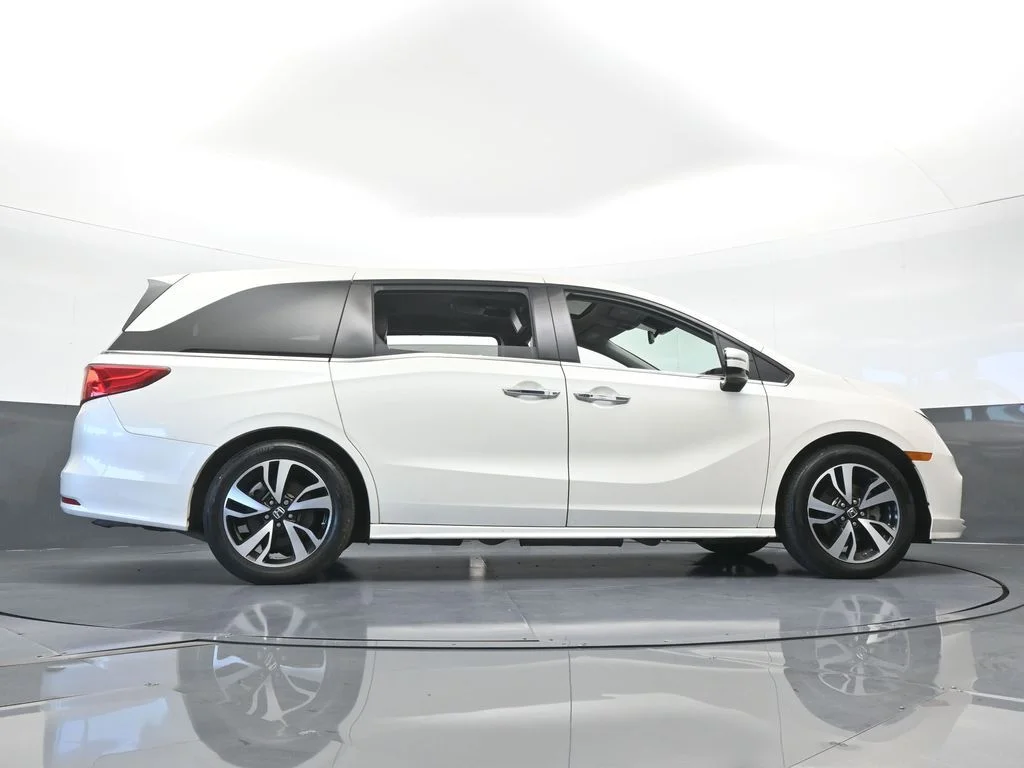 Used 2019 White Honda Elite image 71