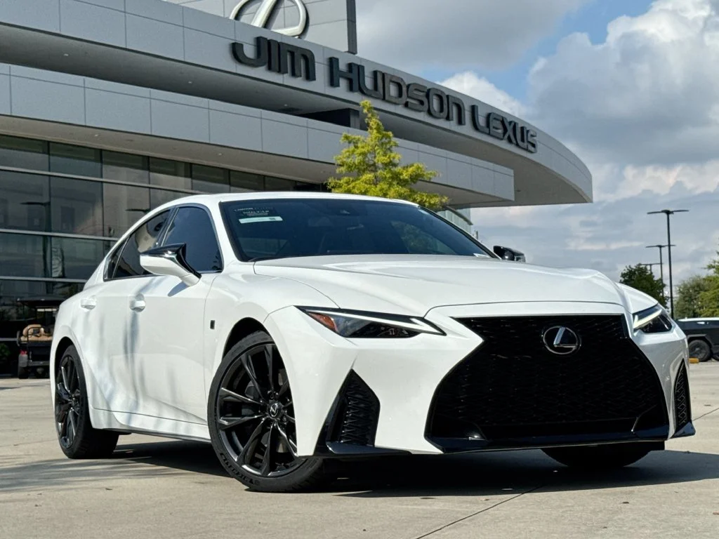 2025 Lexus IS