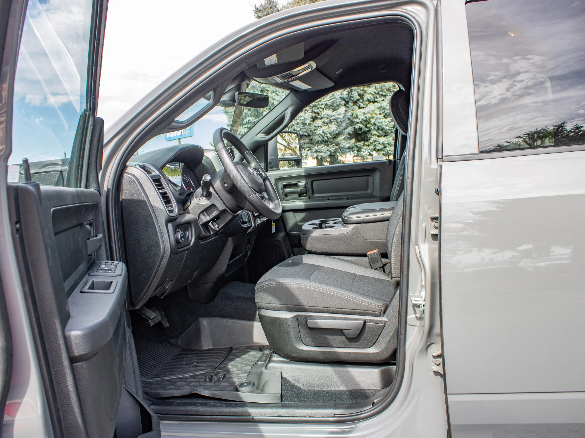 New 2026 Ceramic Gray Clearcoat Ram Tradesman image 25