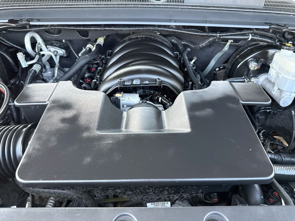 Used 2019 Black Chevrolet Premier image 34