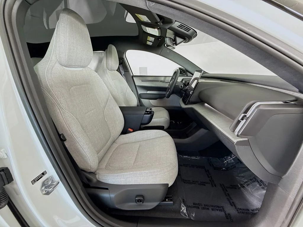 New 2026 White Volvo Twin Motor Performance Ultra image 28