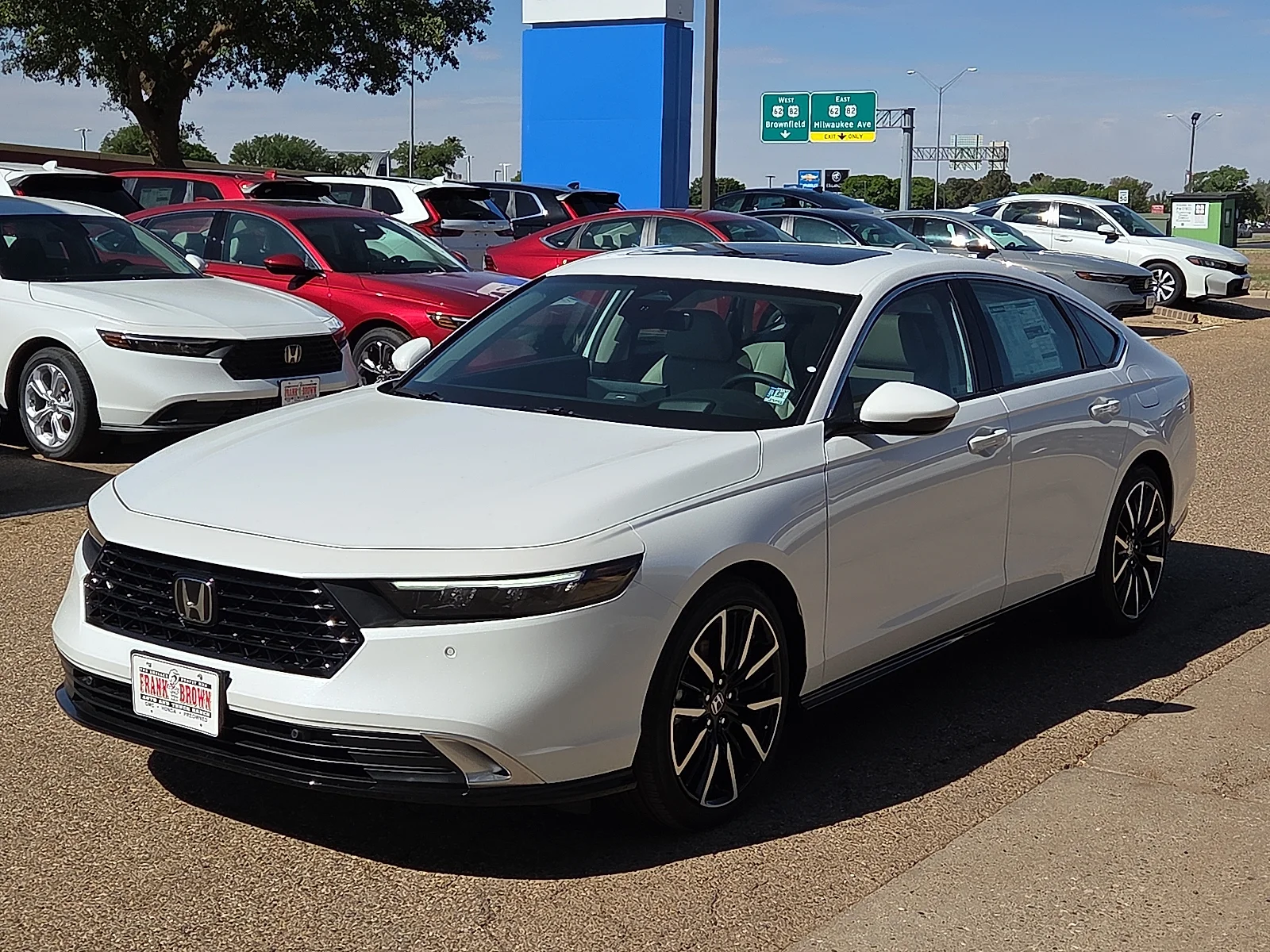 New 2026 Honda Accord Hybrid Touring 4D Sedan in Lubbock #26H569