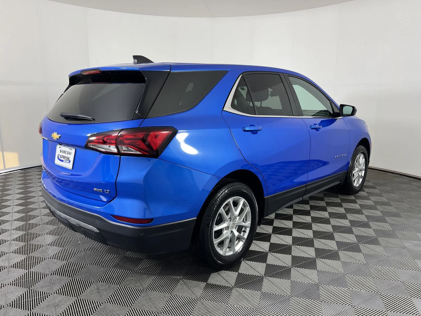 Used 2024 Riptide Blue Metallic Chevrolet LT image 24