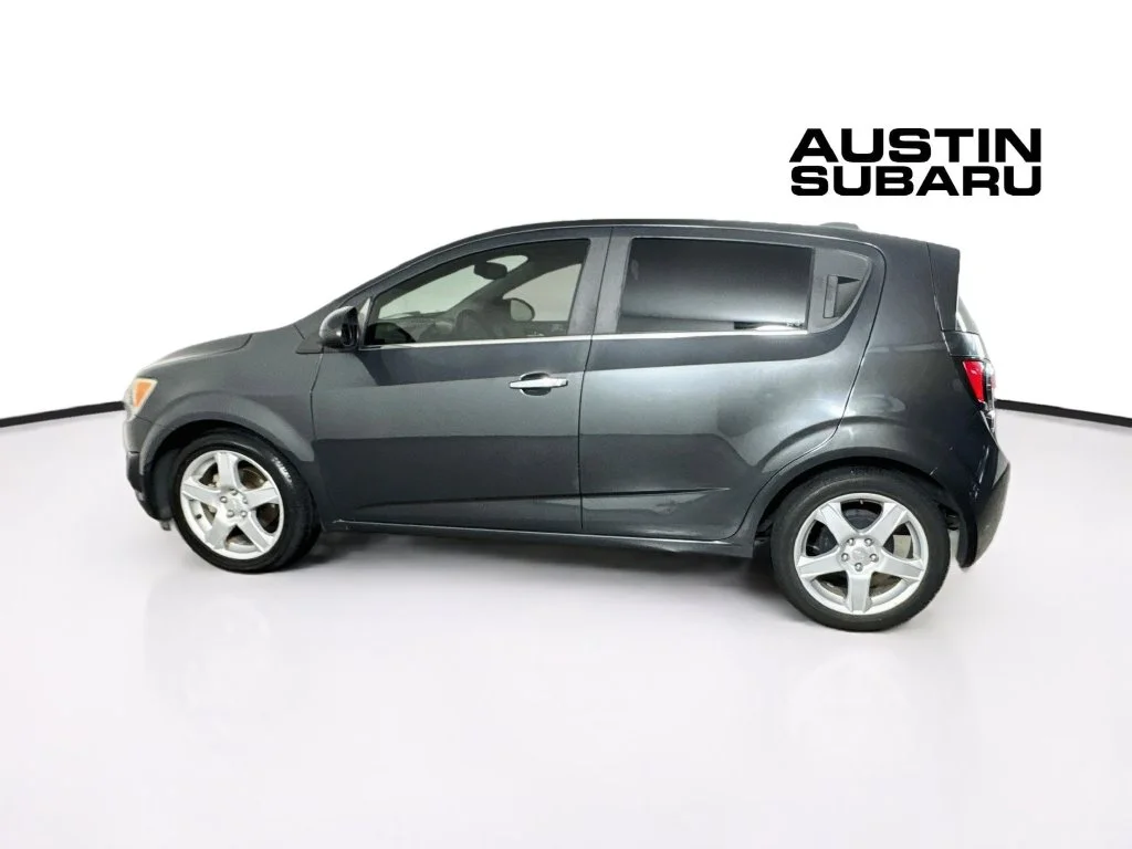 Used 2015 Gray Chevrolet LTZ image 4