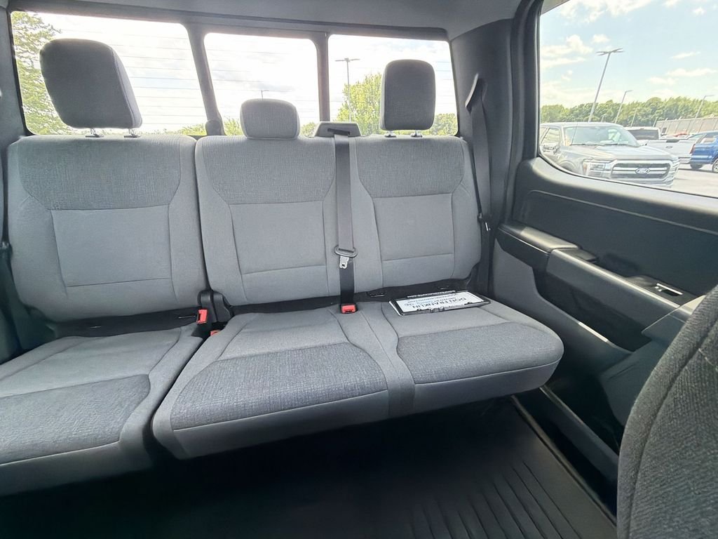 Used 2024 Black Ford XLT image 16