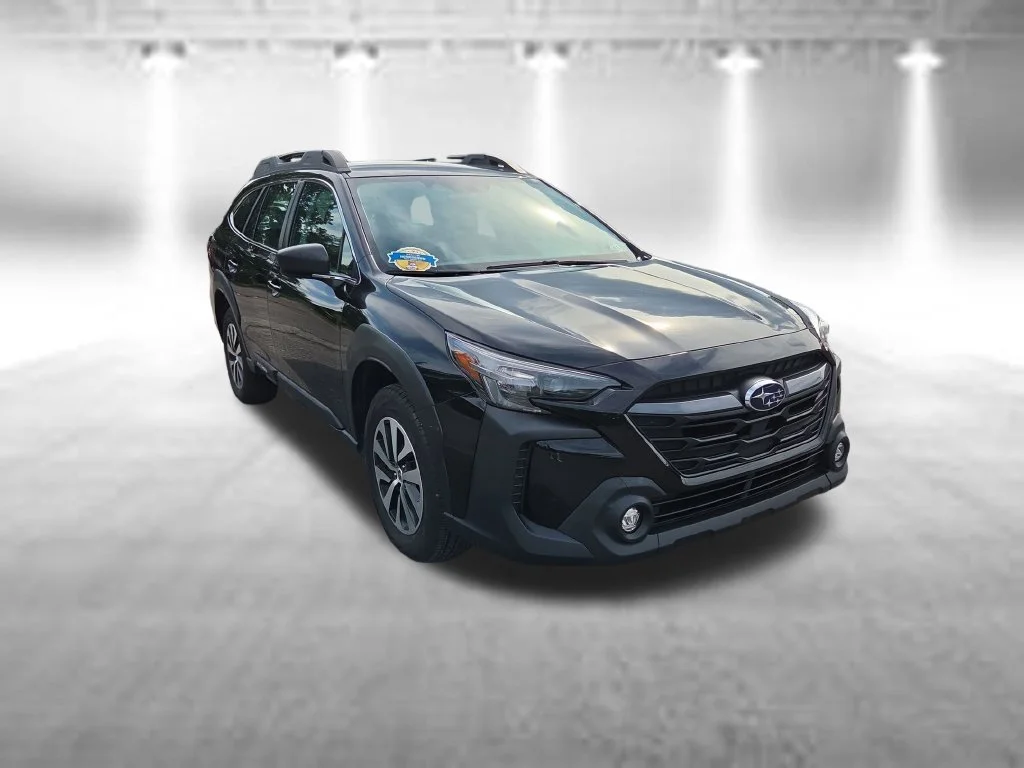 Used 2023 Black Subaru 2.5i image 3
