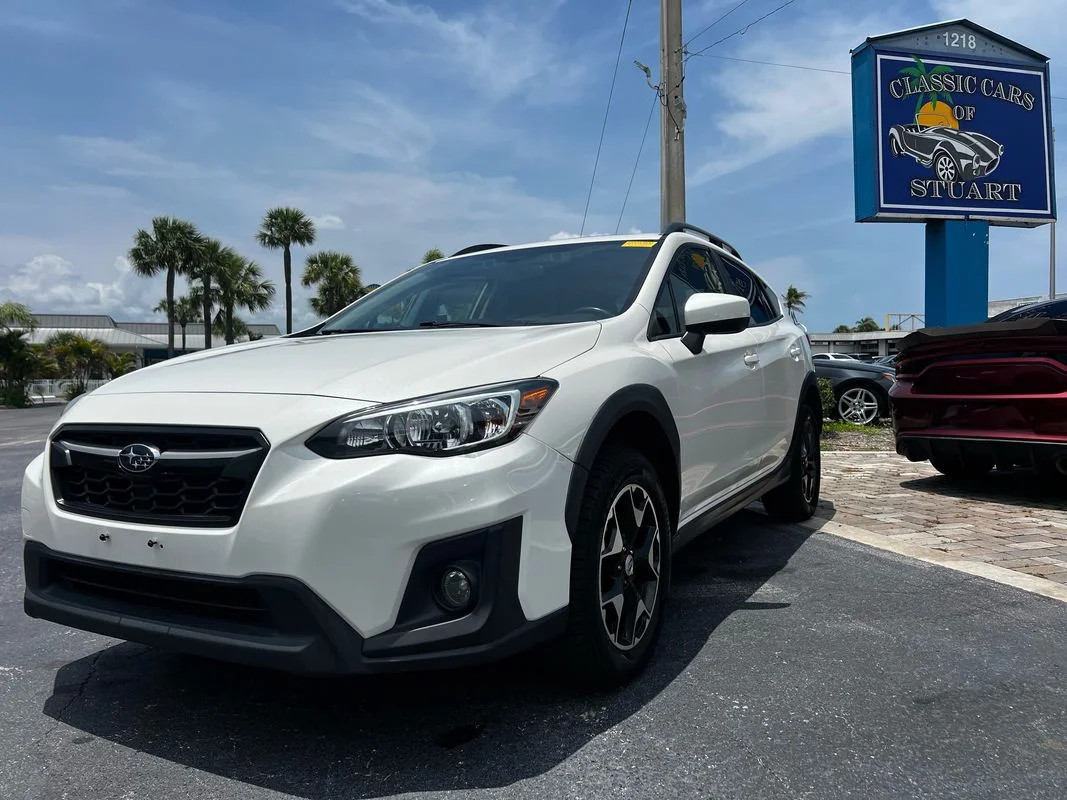 Used 2018  Subaru 2.0i Premium image 1