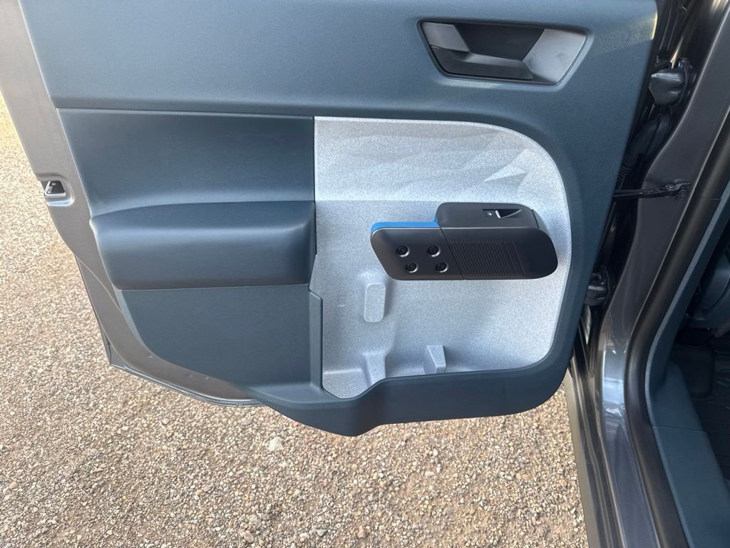 New 2026 Carbonized Gray Metallic Ford XLT image 30