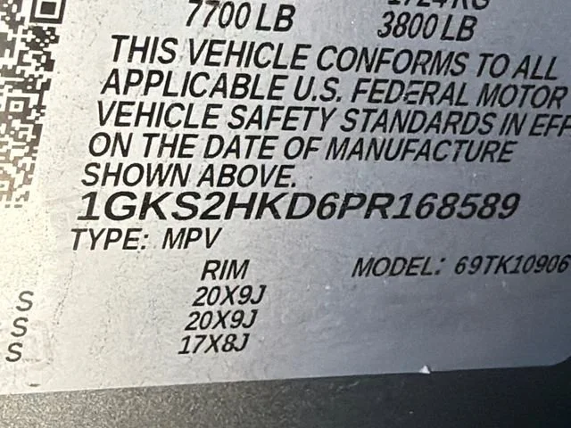 Used 2023 Sterling Metallic GMC AT4 image 34