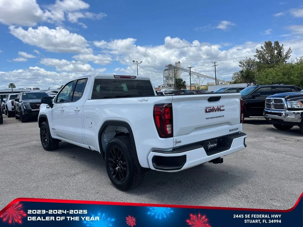 New 2026 Summit White GMC Elevation image 5