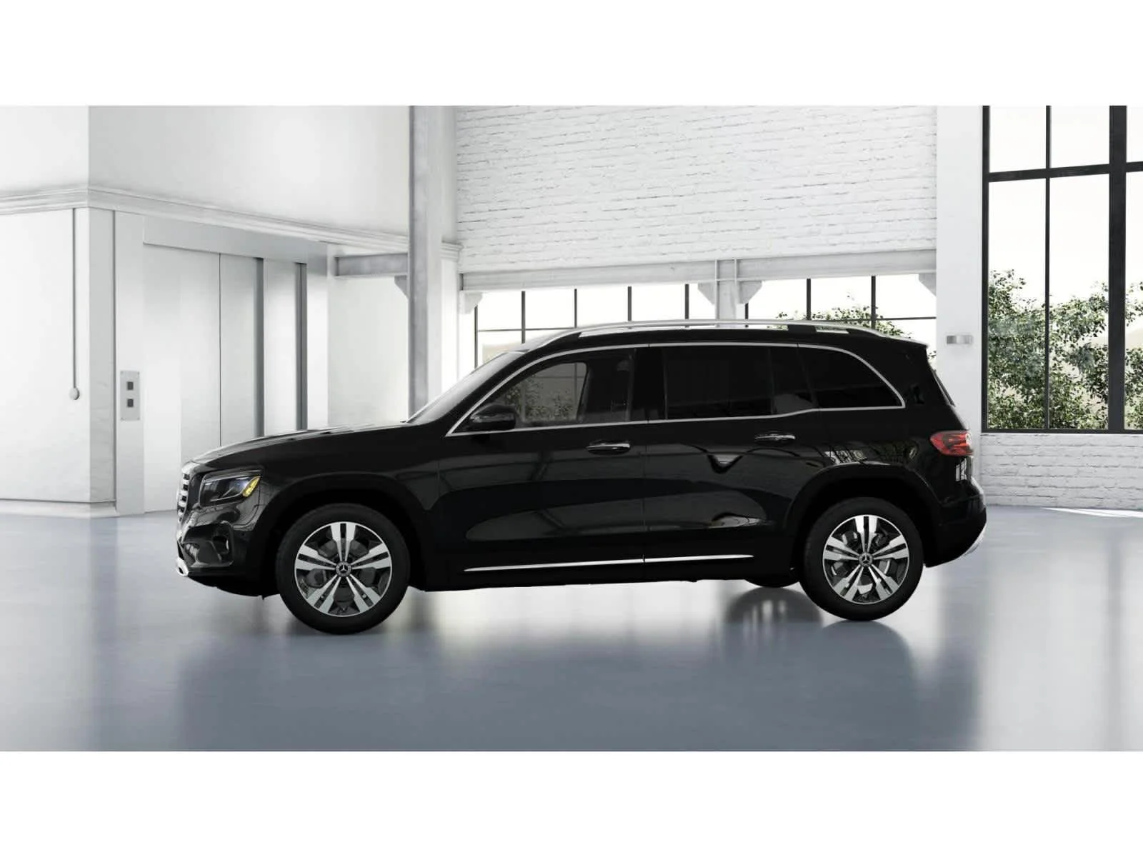 Used 2025 Night Black Mercedes-Benz GLB 250 image 34