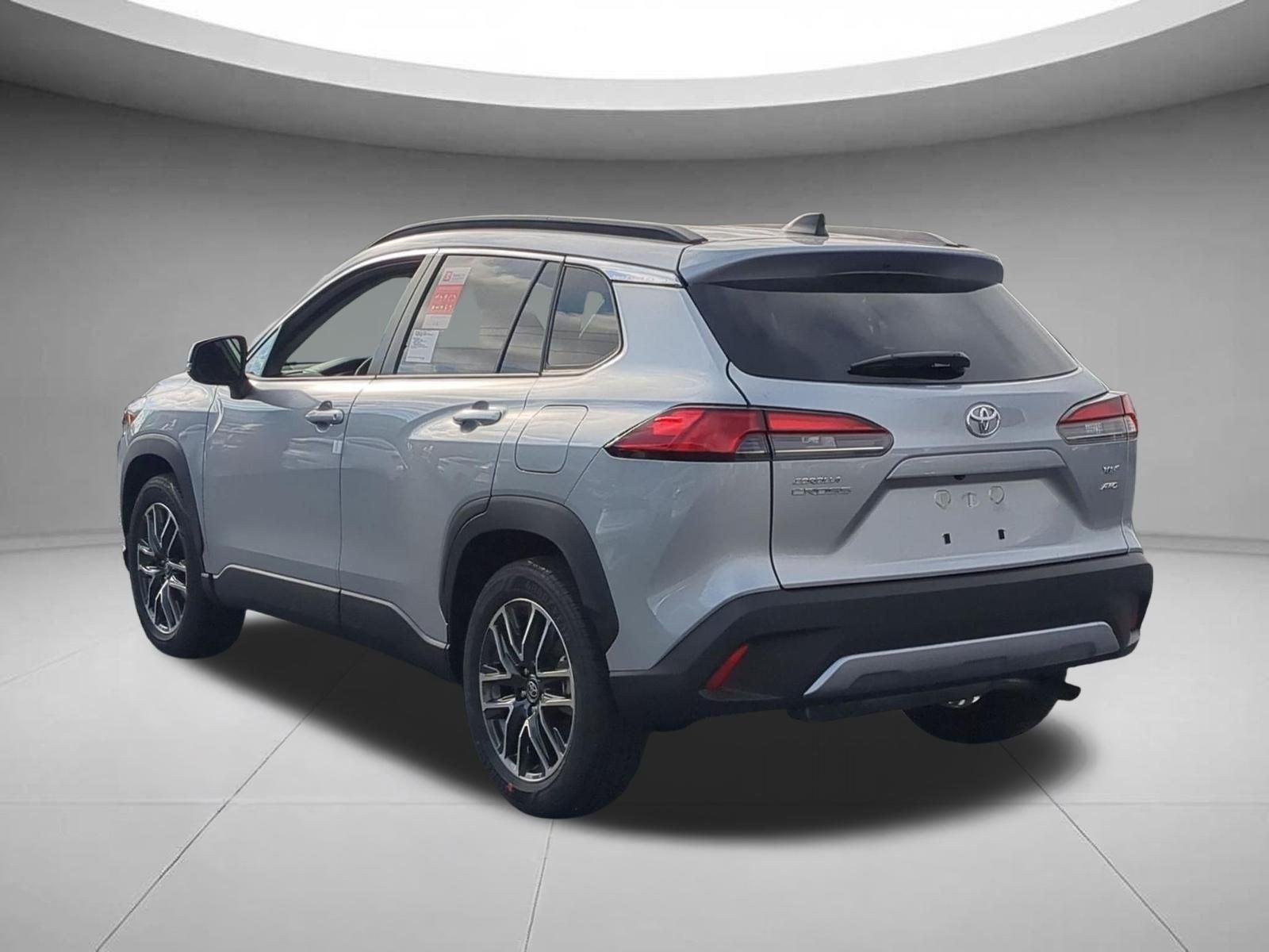 Used 2026 Sonic Silver Toyota XLE image 3