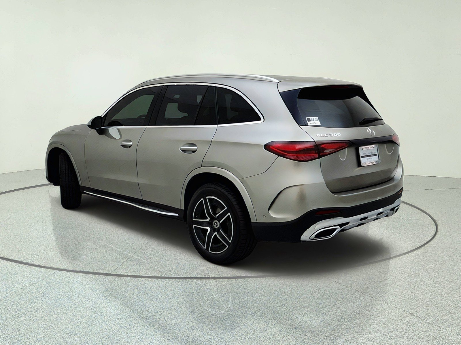 Used 2023 Mojave Silver Metallic Mercedes-Benz GLC 300 image 12