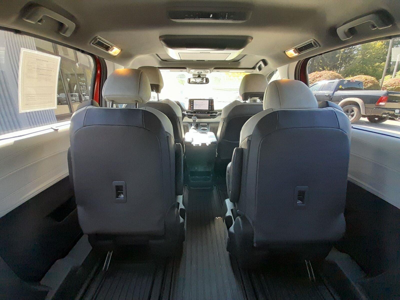 Used 2022 Ruby Flare Pearl TOYOTA  image 50