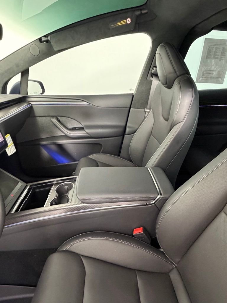 Used 2026 Blue Tesla Plaid image 31