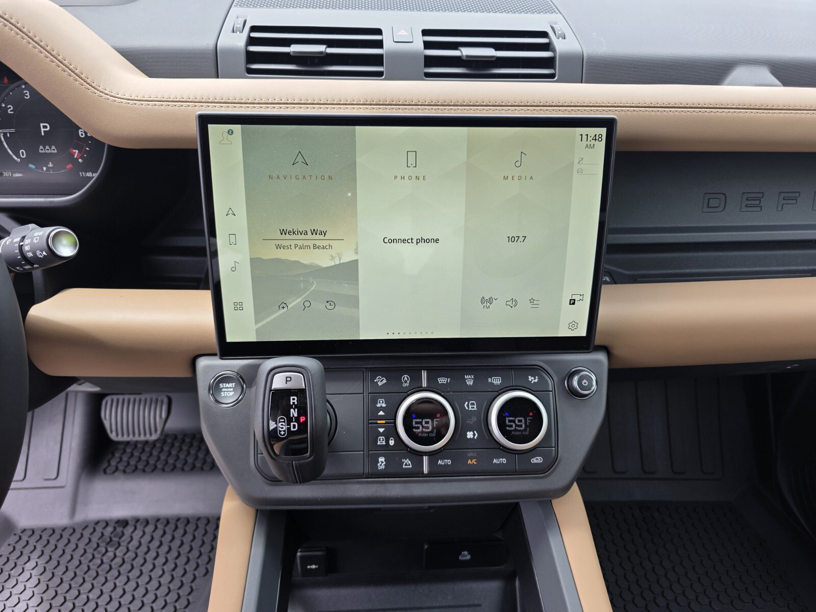 New 2026 Carpathian Grey Land Rover P400 X-Dynamic SE image 16