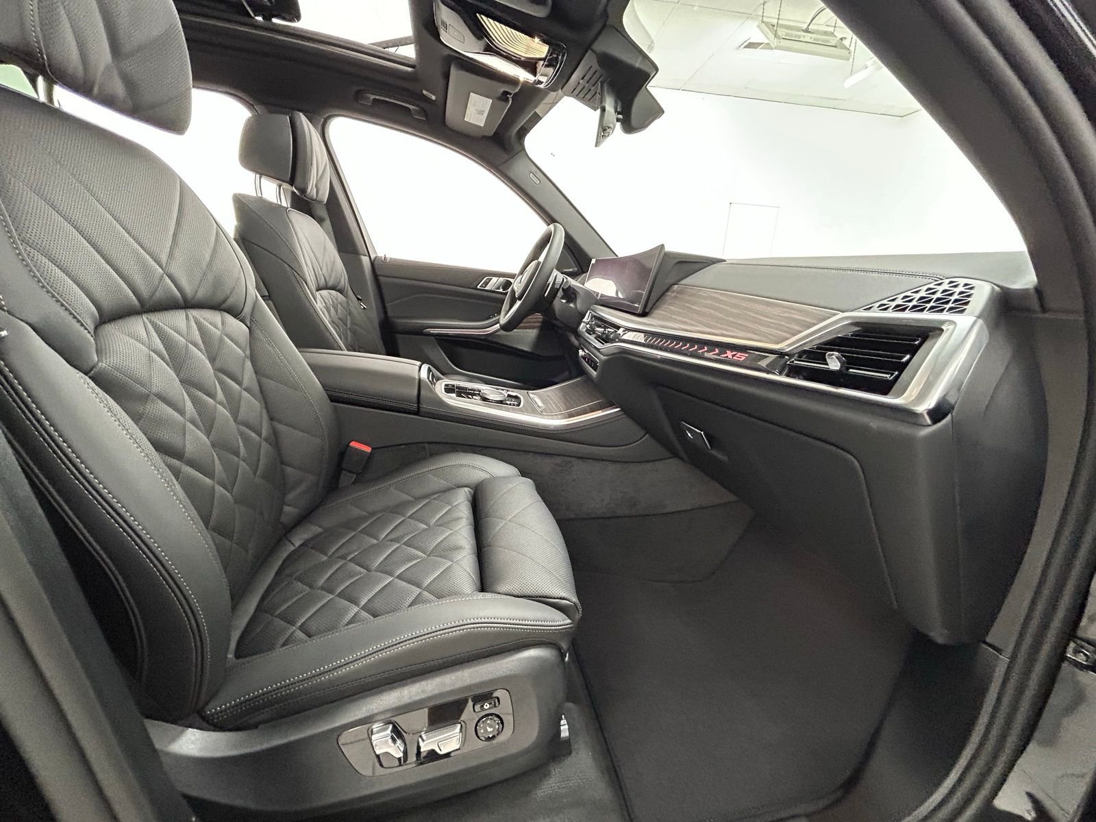 2026 BMW X5 40i - Photo 41