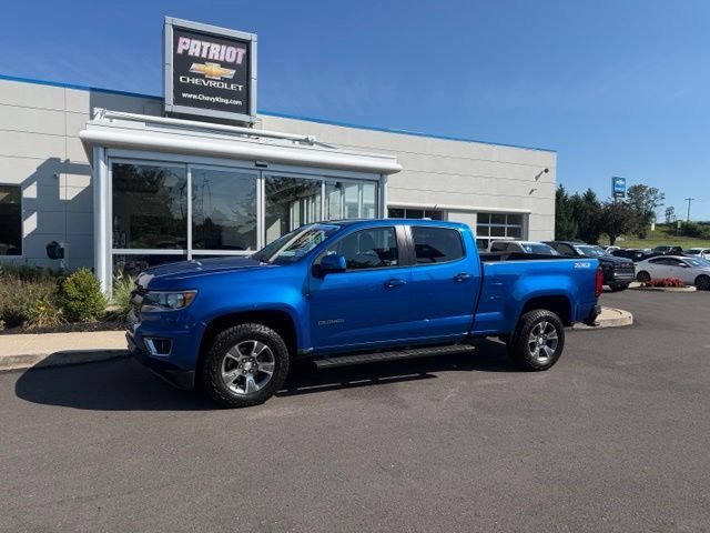 Used 2019 KINETIC BLUE METALLIC Chevrolet 4WD Z71 image 2
