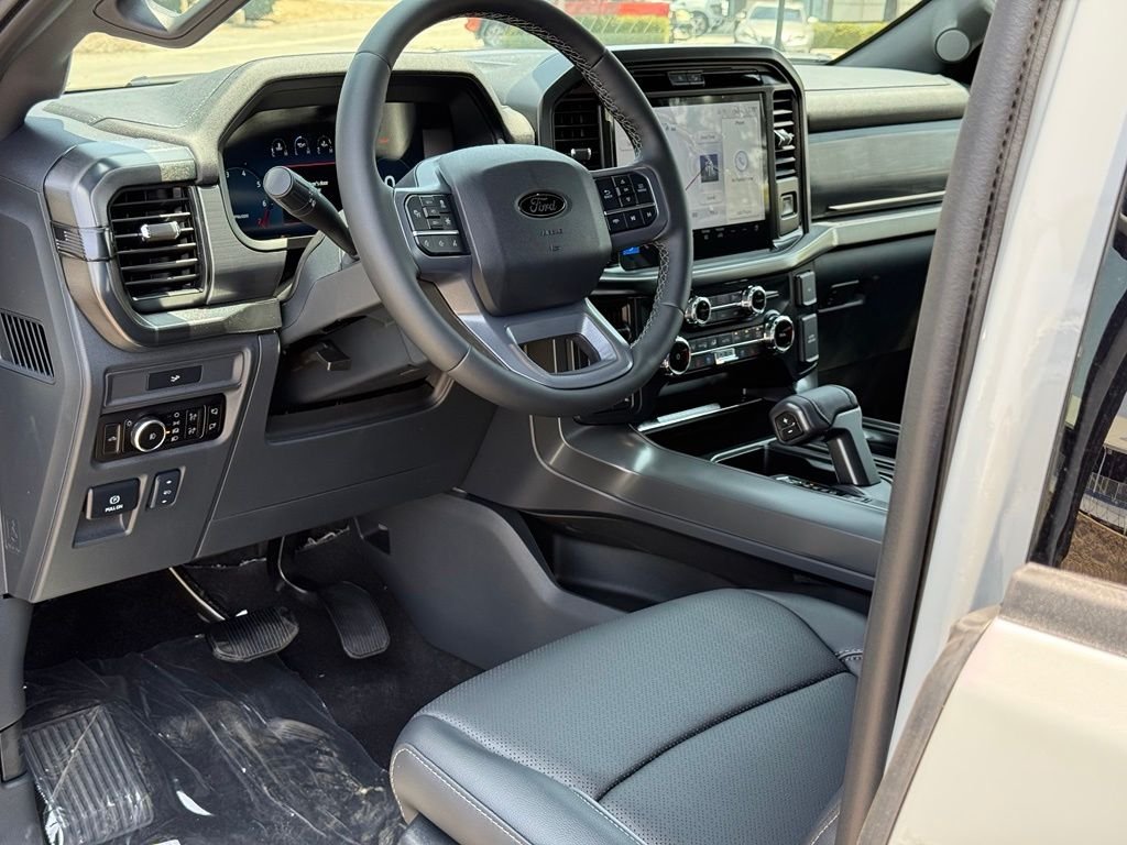 New 2026 Avalanche Ford Lariat® image 6