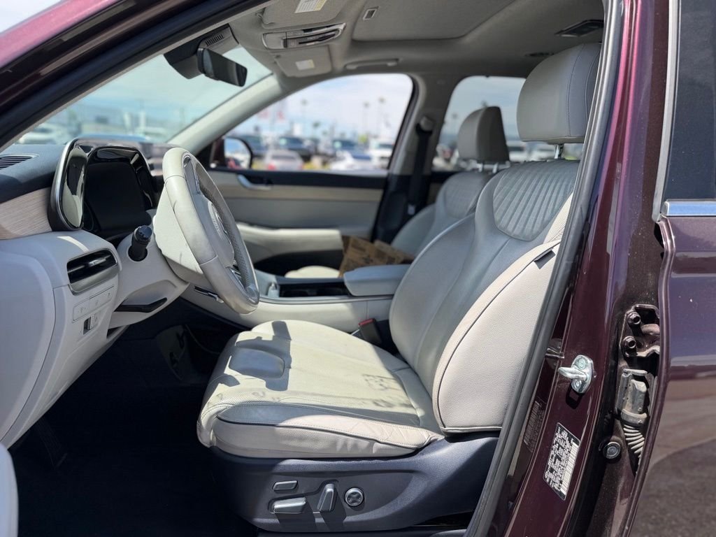 Used 2023 Burgundy Hyundai Limited image 5